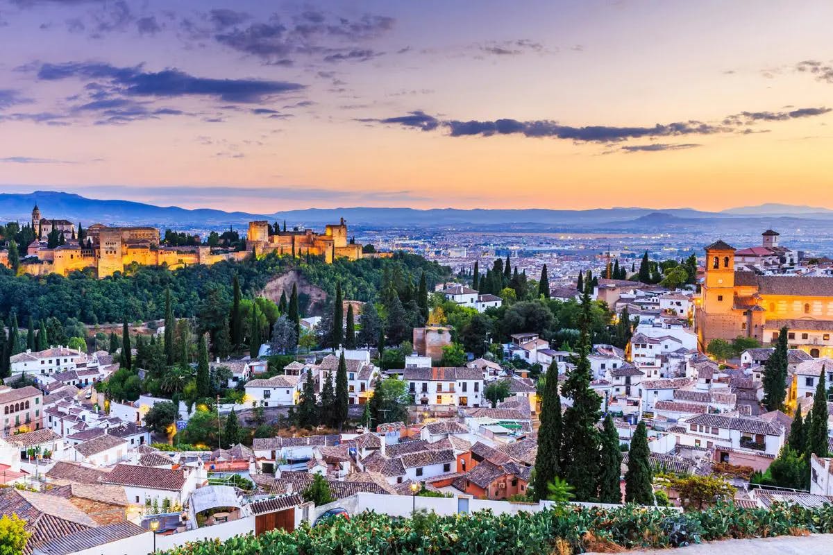 Imágen de la ciudad de Granada  granada