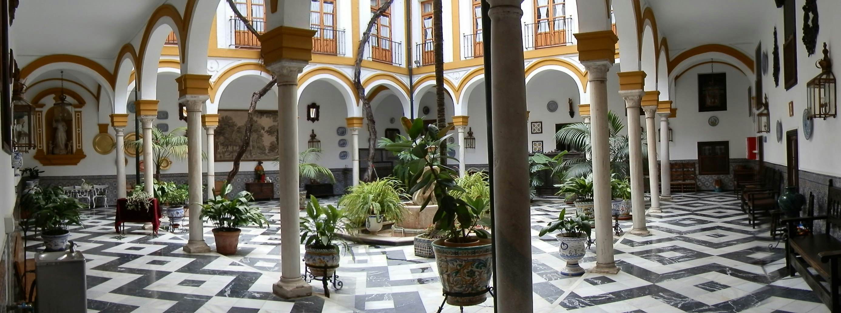 Residencia La Milagrosa de Sevilla