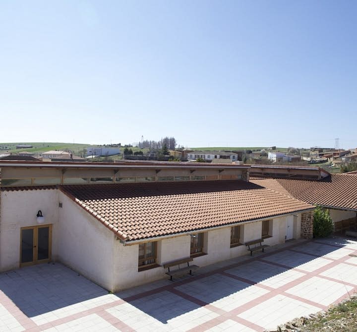 Residencia Municipal De Ancianos Almaraz de Duero